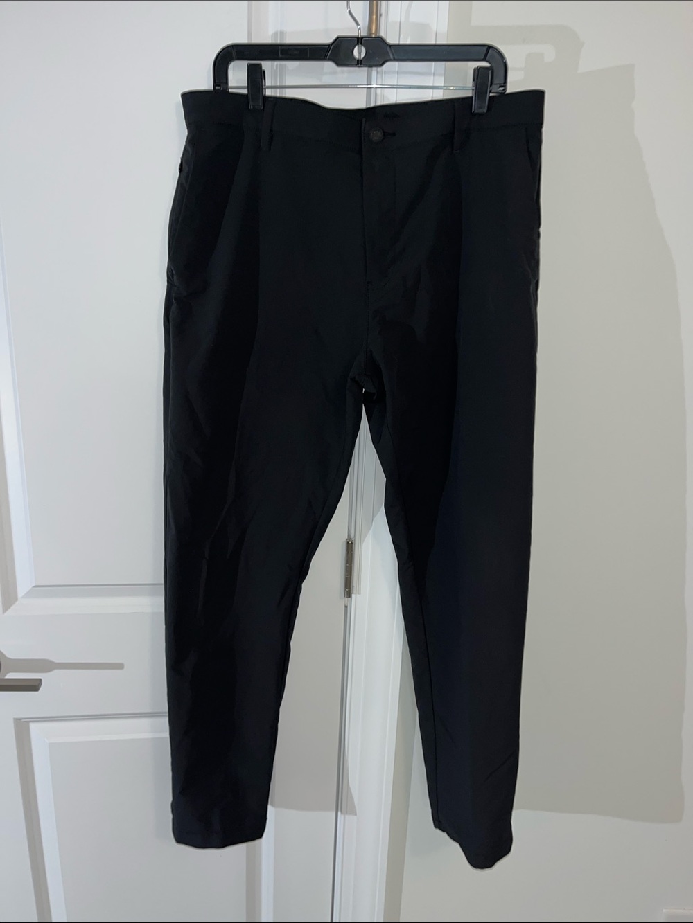 Men’s Banana Republic Travel Quick dry pants size 36x32 Black 5 pocket Zipper